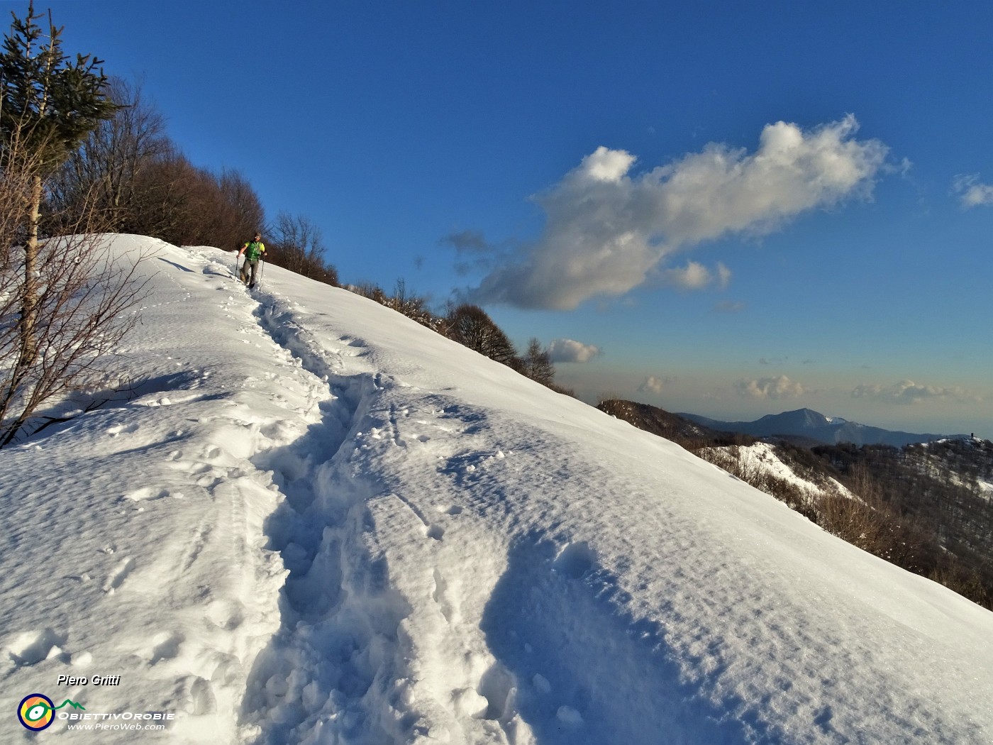 69 Risalendo dalla selletta pestando neve.JPG